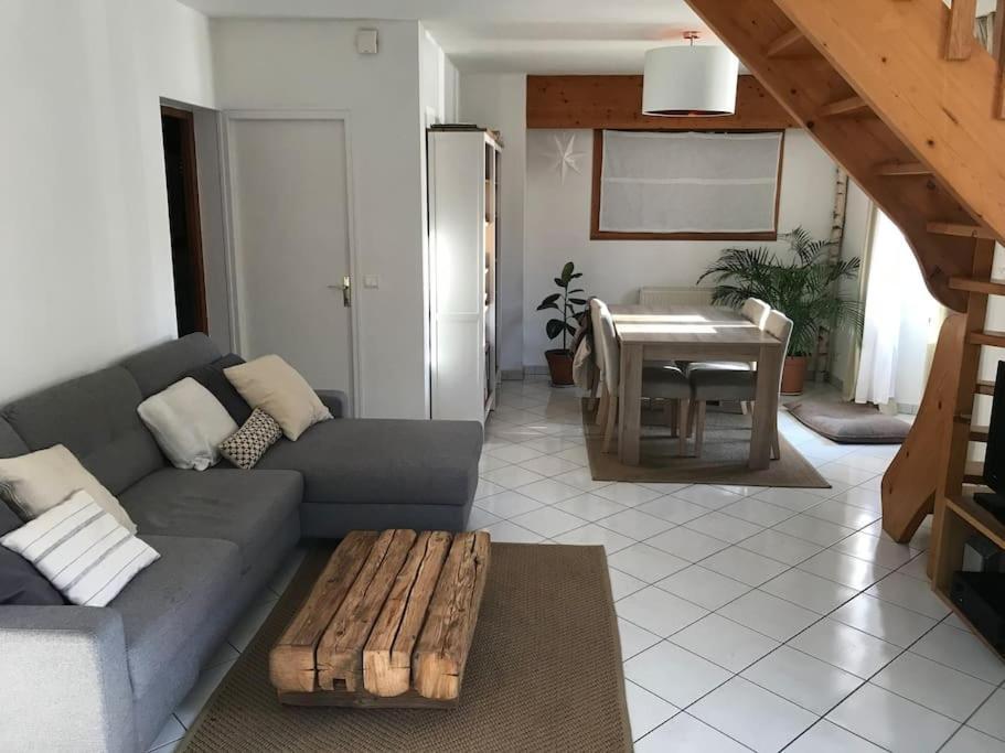 Appartement Spacieux Au Pays Du Mont-Blanc ซาล็องช์ ภายนอก รูปภาพ